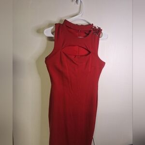 Guess Red Sleeveless Bodycon Dress With Metal Detail And Peekaboo Front Size S